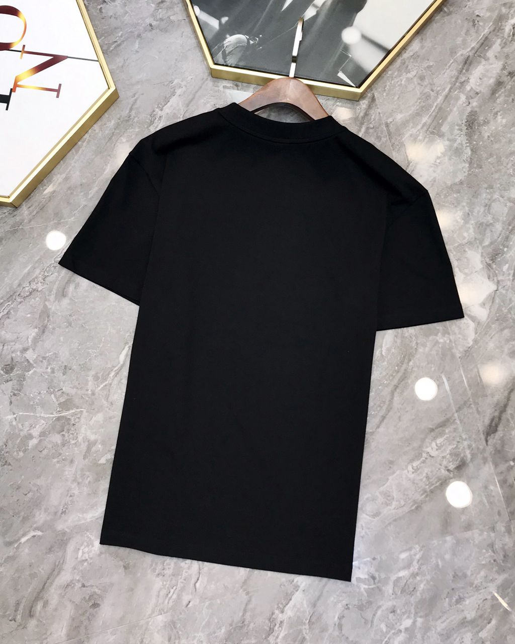 LV T-shirt